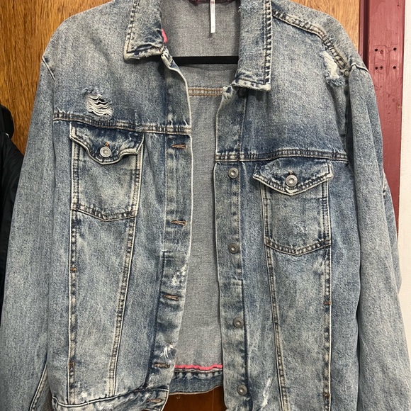 Free peoplele oversized denim jacketed - Picture 2 of 6